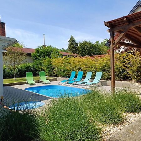 Oliva 8 Fos Balatoni Nyaralo Villa วาลาโตนาคารัทยา ภายนอก รูปภาพ