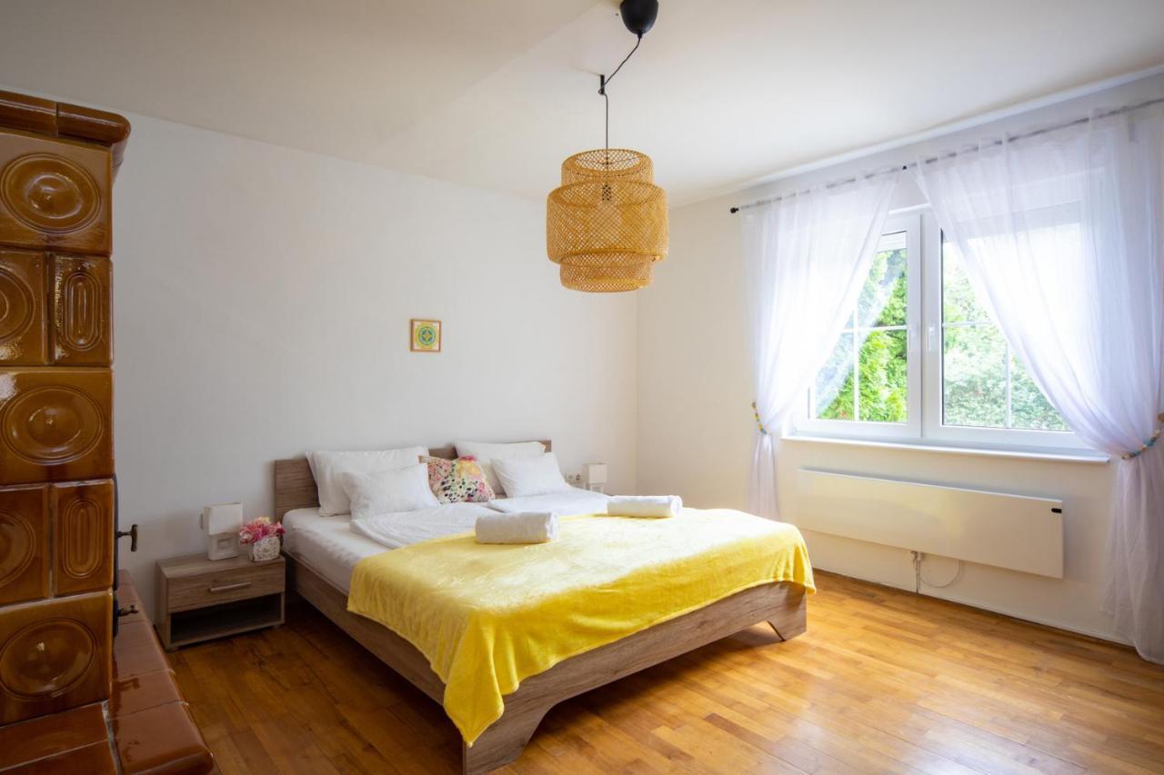 Oliva 8 Fos Balatoni Nyaralo Villa วาลาโตนาคารัทยา ภายนอก รูปภาพ
