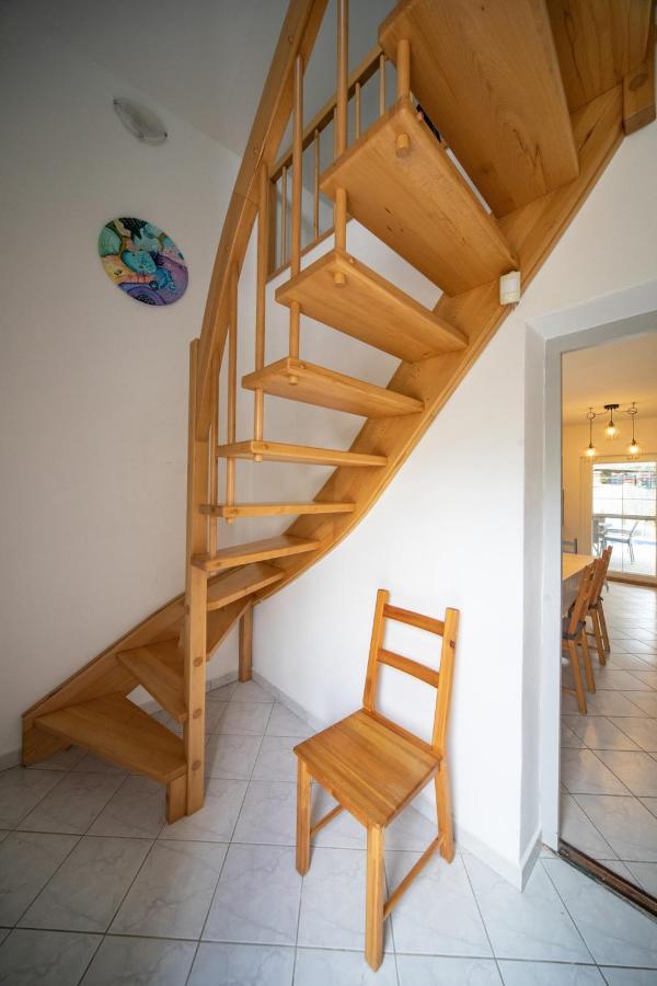 Oliva 8 Fos Balatoni Nyaralo Villa วาลาโตนาคารัทยา ภายนอก รูปภาพ