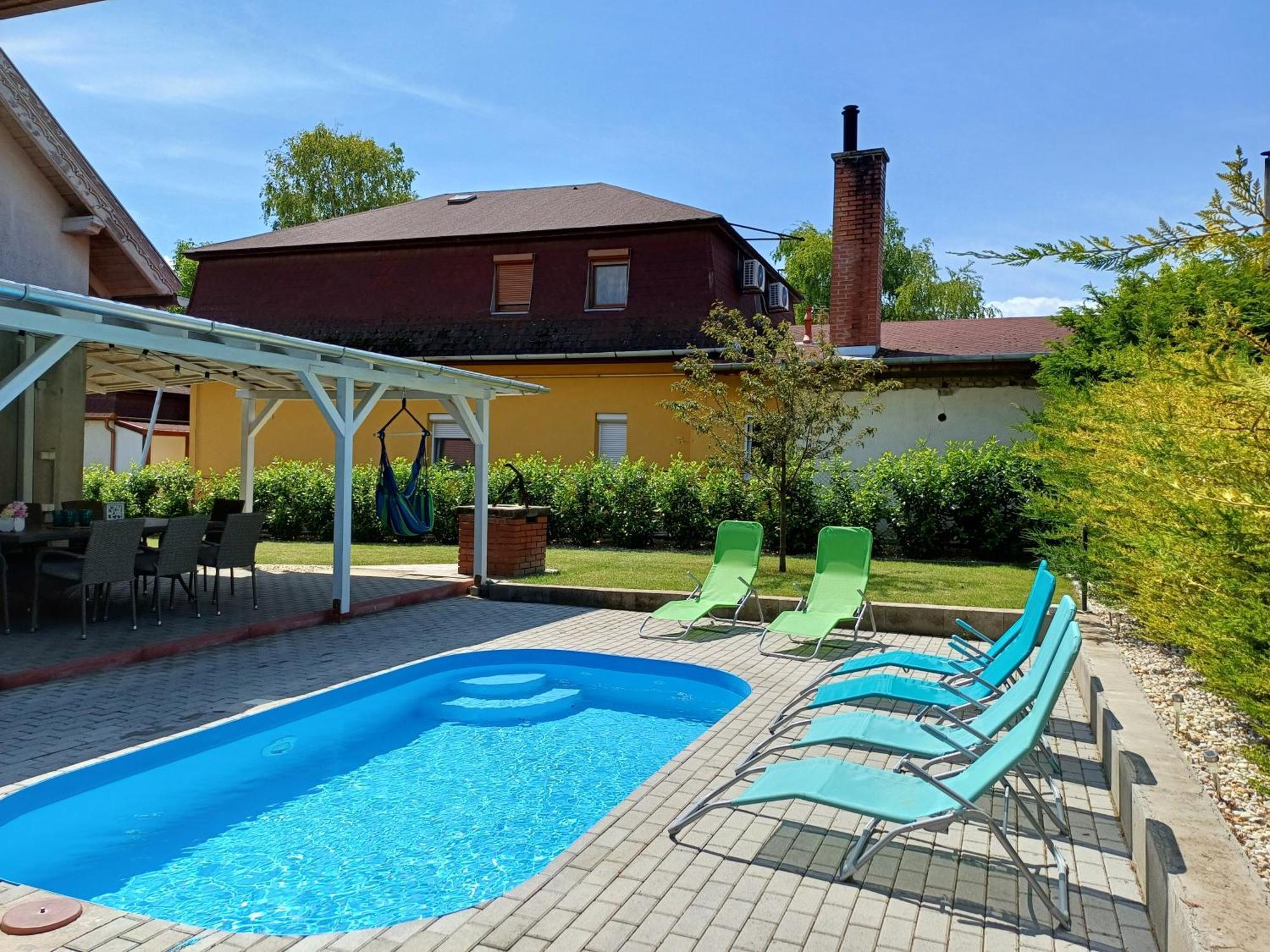 Oliva 8 Fos Balatoni Nyaralo Villa วาลาโตนาคารัทยา ภายนอก รูปภาพ