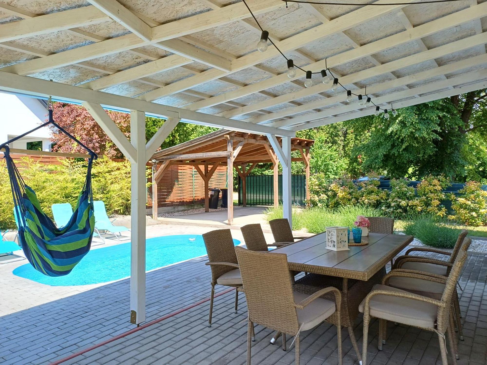 Oliva 8 Fos Balatoni Nyaralo Villa วาลาโตนาคารัทยา ภายนอก รูปภาพ